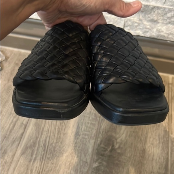 Vince Black Rumi Slide Sandals size 8M/38 - Picture 10 of 11